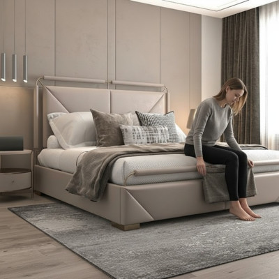 Luxusbett im modernen Design beige mit goldenen Akzenten und elegantem Kopfteil