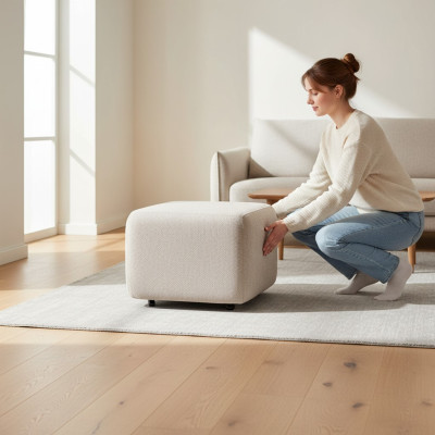 Beiger Textilhocker modern elegant vielseitig