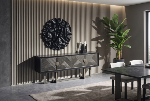 Braune Konsole aus Holz im modernen Design