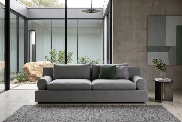 Sofa in modernem Design passt in jedes Interieur
