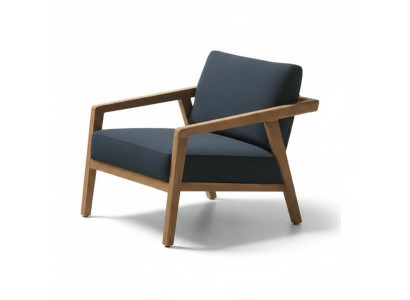 Ein Sessel in stilvollem Design Lakonisch. Gemütlich. Modern.