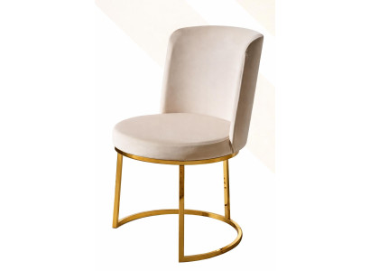 Eleganter Stuhl mit goldenem Gestell und luxuriöser Sitzpolsterung