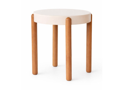 Stilvoller Beiger Beistelltisch Wohnzimmer Sofatisch Edle Holzfüße
