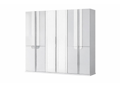 Stilvoller Kleiderschrank mit großzügigem Stauraum