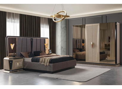 Schlafzimmer goldenes Bett beiger Kleiderschrank Textilien moderner