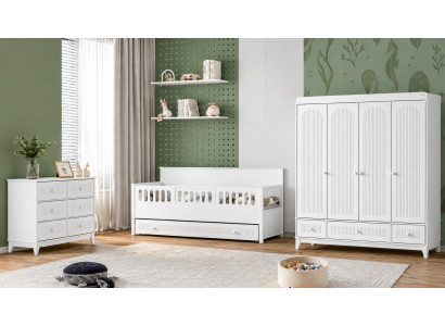 Kinderzimmer Set Weiß mit Kinderbett Kleiderschrank und Kommode