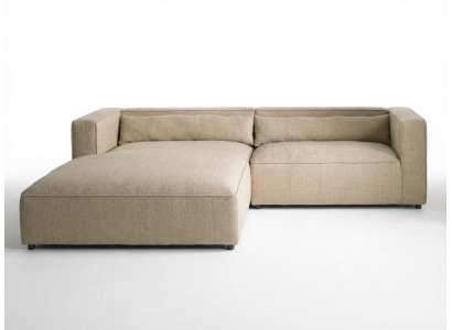 Beiges weiches L-förmiges Ecksofa Stoffsofa minimalistisch modern