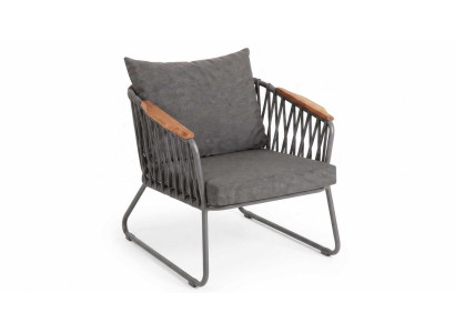 Moderner Lounge-Sessel mit geflochtenem Gestell Polsterung