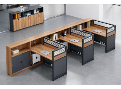 Moderner Bürotisch 3er Arbeitsplatz mit Sideboard und Trennwänden
