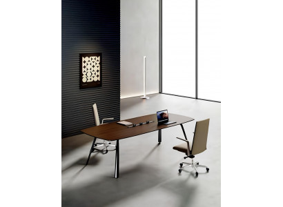 Eleganter Brauner Schreibtisch Exklusive Bürotische Schicke Holzmöbel