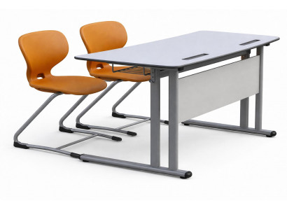 Moderne Schulbank mit ergonomischen Stühlen für flexible Lernräume